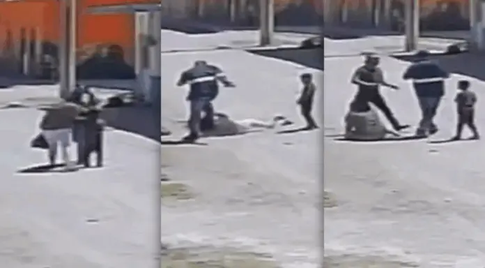 Mujer es brutalmente golpeada por su expareja frente a su hijo en Puebla
