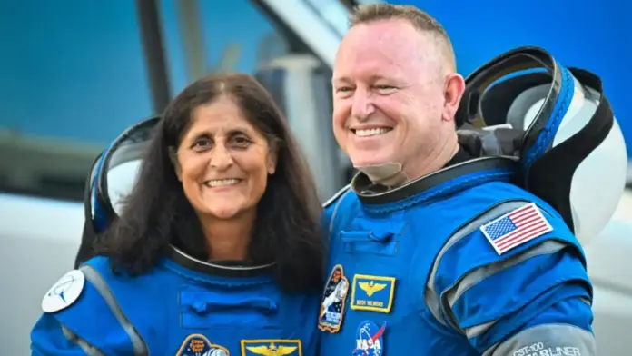 Astronautas que estuvieron varados por nueve meses dan sus primeras declaraciones