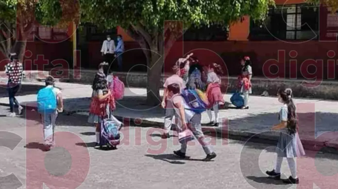 Mayo llega con días de descanso para estudiantes y trabajadores