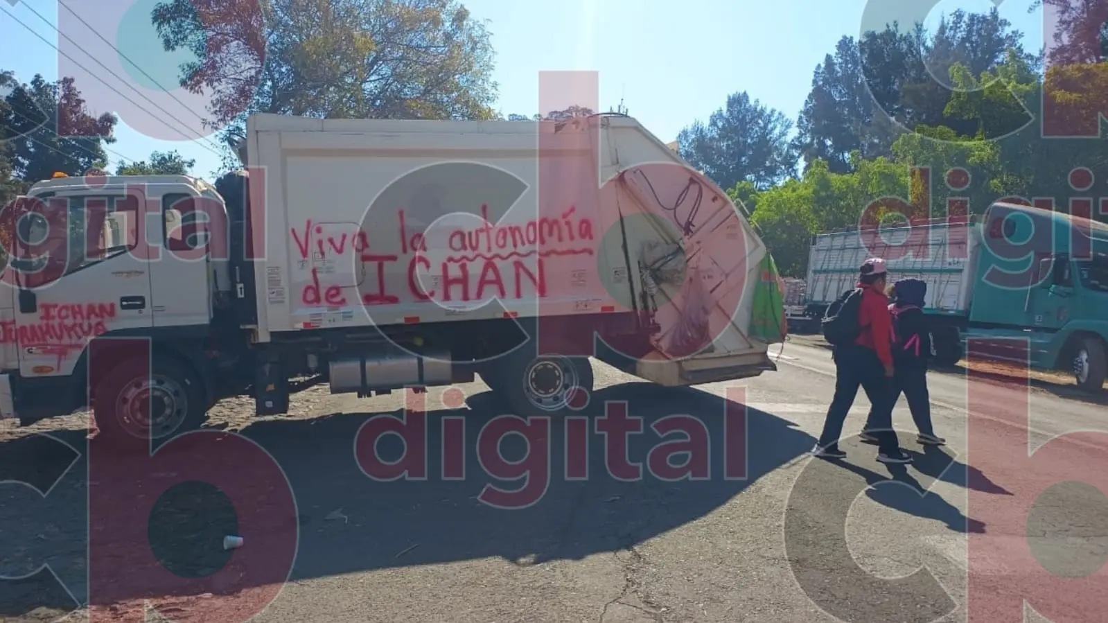 Habitantes se Ichán vuelven a bloquear carreteras para exigir acceso al presupuesto directo Habitantes se Ichán vuelven a bloquear carreteras para exigir acceso al presupuesto directo