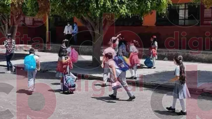 escuela morelia vacaciones