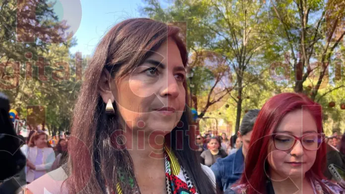 Se han depurado cerca de 3 mil plazas docentes en Michoacán: Gaby Molina