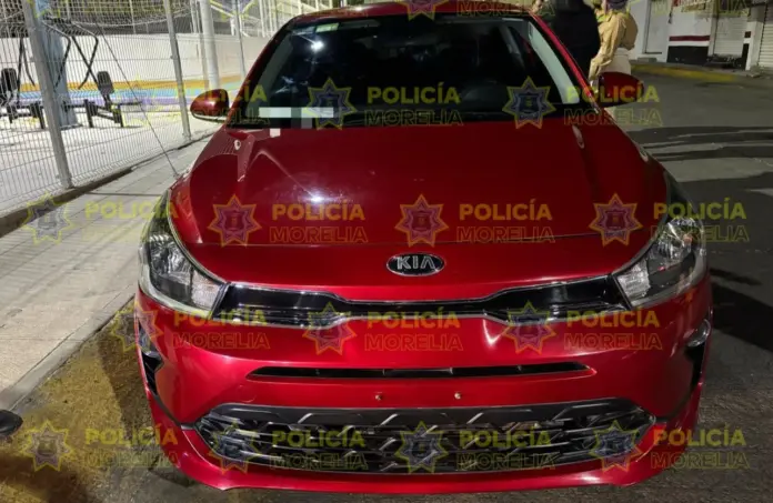 Policía Morelia recupera vehículo con reporte de robo en la Justo Mendoza