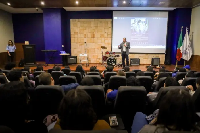 Policía Morelia y estudiantes del Tec de Monterrey se unen por la seguridad y la paz