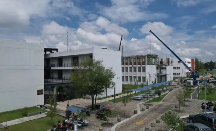 Multi-DES se transforma en la Escuela de Estudios Superiores Interdisciplinarios, alrededor de mil 500 estudiantes beneficiados