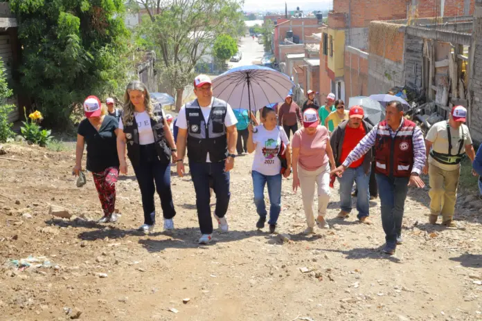 Échale una Mano a Morelia, entrega calle rehabilitada: JC Barragán