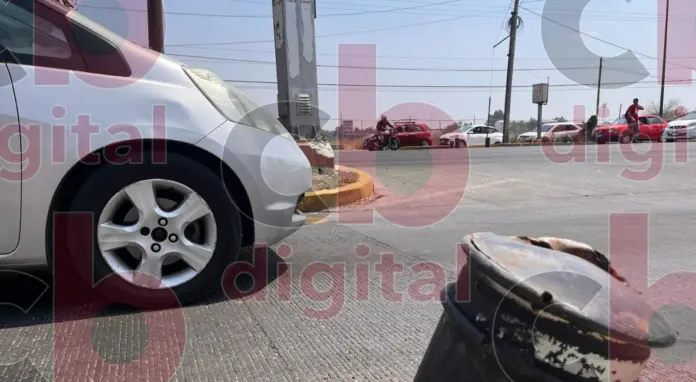 Cruce con Mártires de la plaza genera una gran cantidad de accidentes, afirman transeúntes