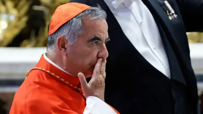 Polémico cardenal exige participar en el Cónclave para elegir nuevo papa; había sido condenado por fraude financiero