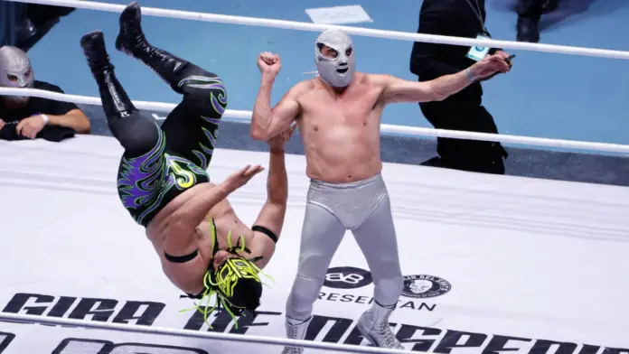 Hijo del Santo hace su despedida emotiva con una victoria en la Arena CDMX