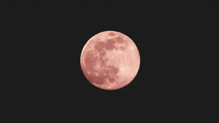 Luna Rosa 2025 en México