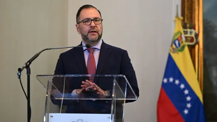 Venezuela responde a amenaza de uso de la fuerza por EE.UU.