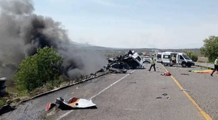 Al menos 21 víctimas mortales tras trágico accidente en Puebla