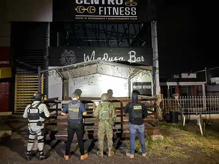 FGE catea bar y decomisa 400 dosis de narcótico en Morelia