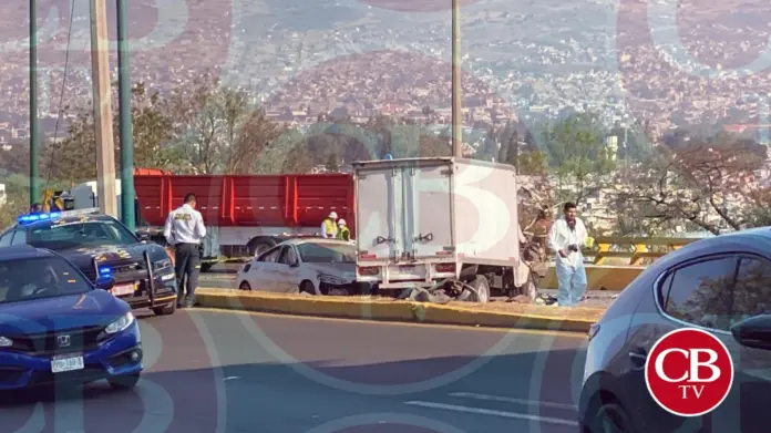 6 niños huérfanos deja el choque del BMW en Morelia