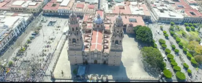 Morelianos piden más árboles en la Plaza Melchor Ocampo