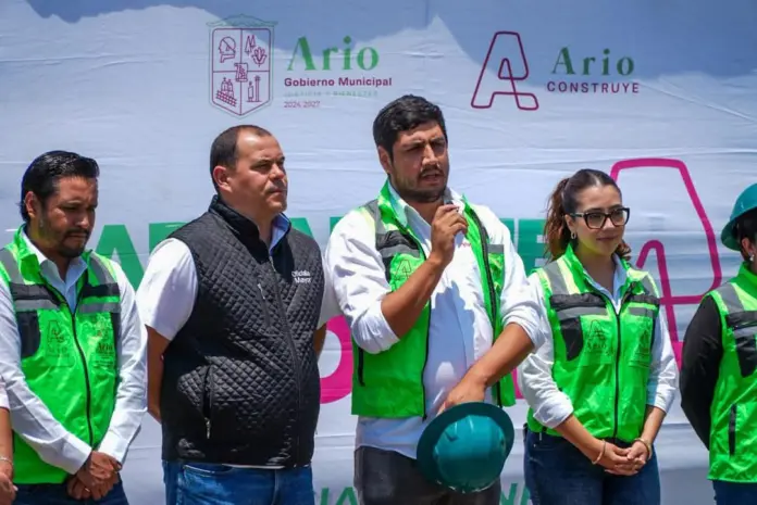 ENCABEZA YOHANA MENDOZA ARRANQUE DE LA CONSTRUCCIÓN DE LÍNEA DE CONDUCCIÓN DE AGUA