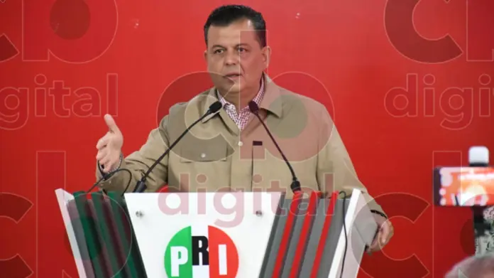 Cussi dejó un desmadre en Morelia; afirma Memo Valencia