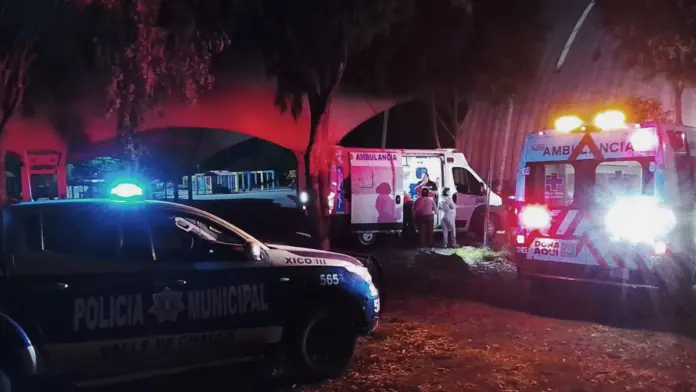 Intoxicación en alberca de Valle de Chalco afecta al menos 13 personas