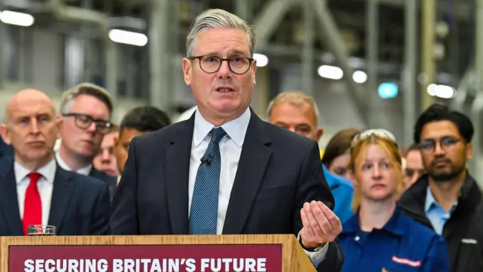 Primer ministro británico asegura avances en la armamentización de Reino Unido