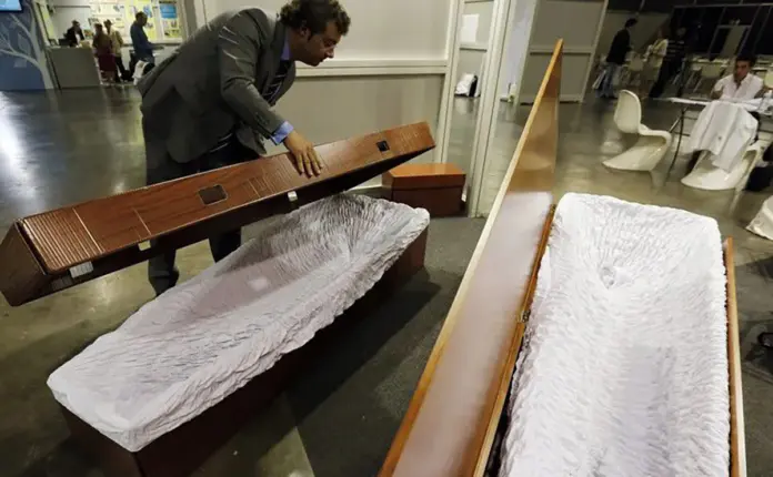 Anciana de 88 años “revive” en su funeral en República Checa