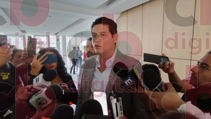 Presidentes municipales no pueden contratar seguro de vida; afirma Alfonso Martínez