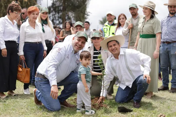 Arranca Bedolla reforestación 2025; despliega ejército verde para plantar 10 millones de árboles