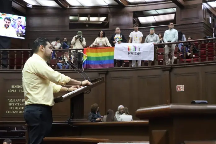 Octavio Ocampo presenta iniciativa impulsada por PRIDE Michoacán para destinar 2% del financiamiento público de partidos políticos a la formación y empoderamiento de la comunidad LGBTTTIAQ+