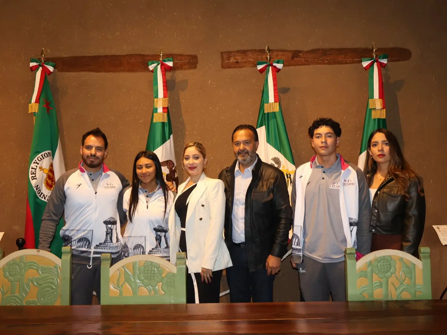 Julio Arreola respalda a deportistas de Pátzcuaro que representarán a Michoacán en los Juegos CONADE 2025 Julio Arreola respalda a deportistas de Pátzcuaro que representarán a Michoacán en los Juegos CONADE 2025