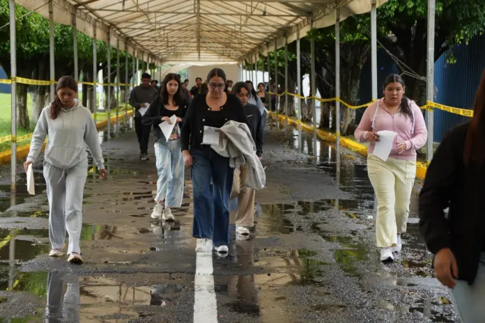 Con éxito se llevó a cabo el arranque de los exámenes de admisión a la UMSNH