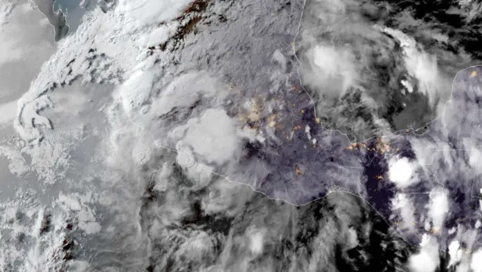 Alertan por posible formación del ciclón tropical Flossie en el Pacífico