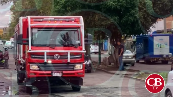 Incendio deja vivienda hecha cenizas en Uruapan