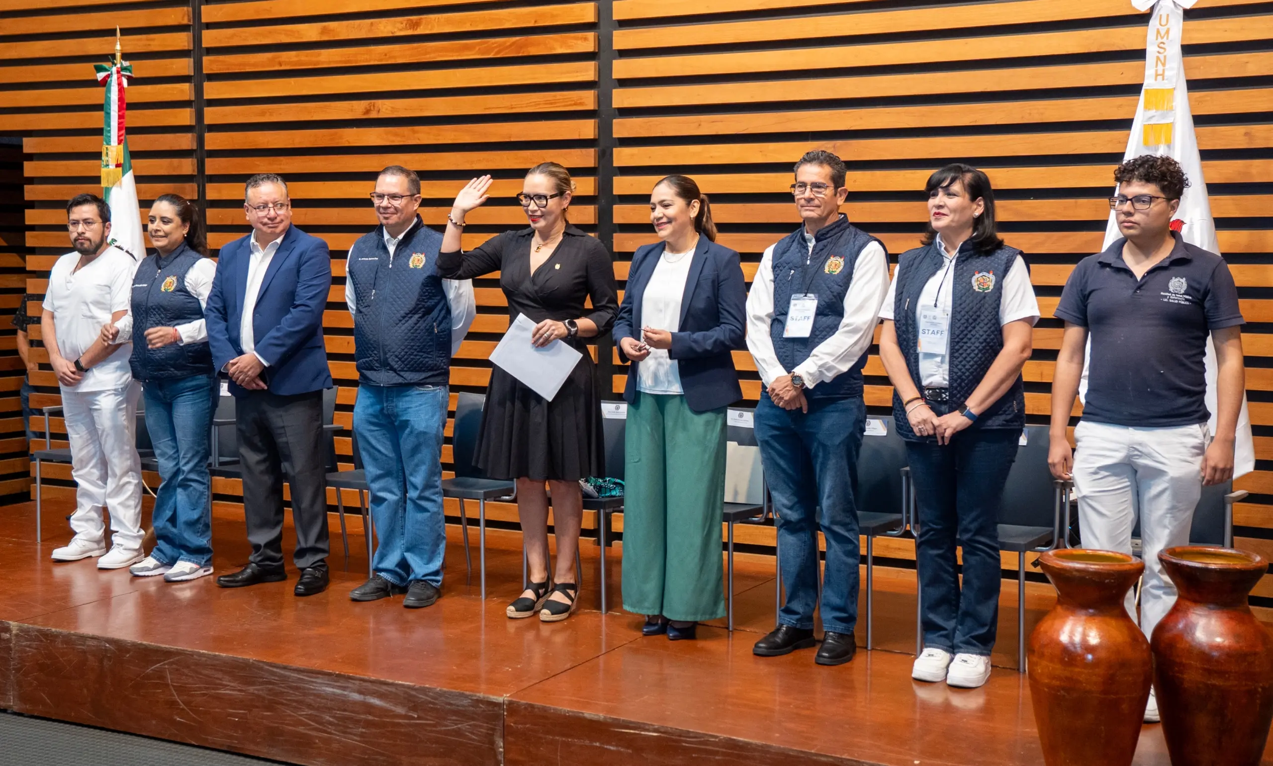 Siéntanse arropados por la UMSNH, señala Yarabí Ávila a estudiantes que iniciarán su servicio social Siéntanse arropados por la UMSNH, señala Yarabí Ávila a estudiantes que iniciarán su servicio social