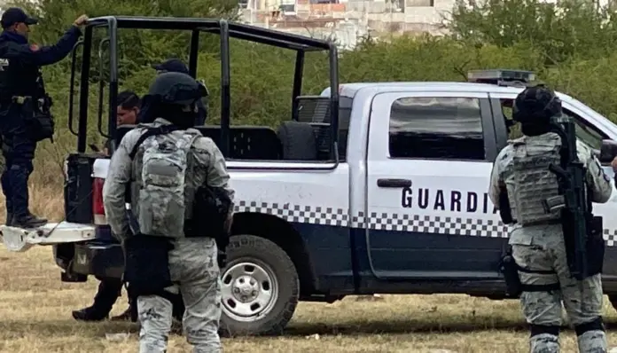 Los capturaron por no traer casco