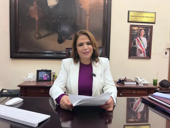 Presidenta de la Junta de Coordinación Política del Congreso del Estado Fabiola Alanís Sámano.