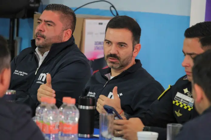 Yankel Benítez se reúne con Mesa Directiva del Mercado de Abastos