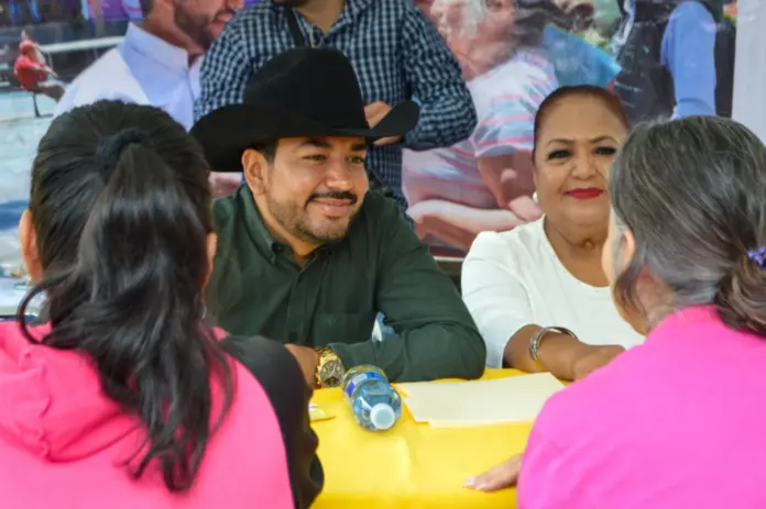 Con éxito se realiza jornada de “Martes de Corazón Contigo” en Los Reyes, más familias atendidas
