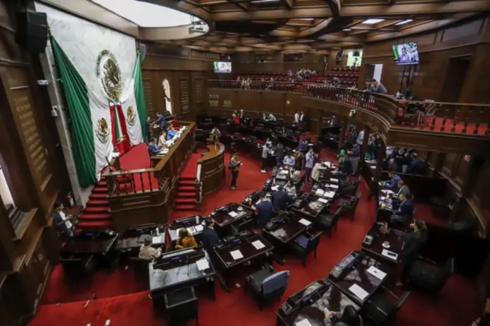 Pendiente en el Congreso, reforma que pretende aumentar de 25 a 40 pena mínima a feminicidas