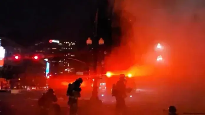 #Video: Incendio deja estragos en negocios y deja herido un bombero en Salt Lake City