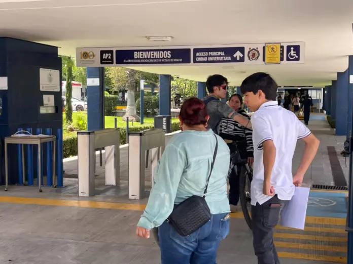 UMSNH realiza inscripción de segunda Convocatoria de Nuevo Ingreso