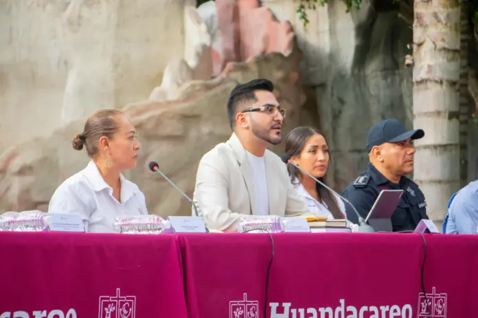 Alexis Velázquez impulsa la primera Feria de los Balnearios en Huandacareo
