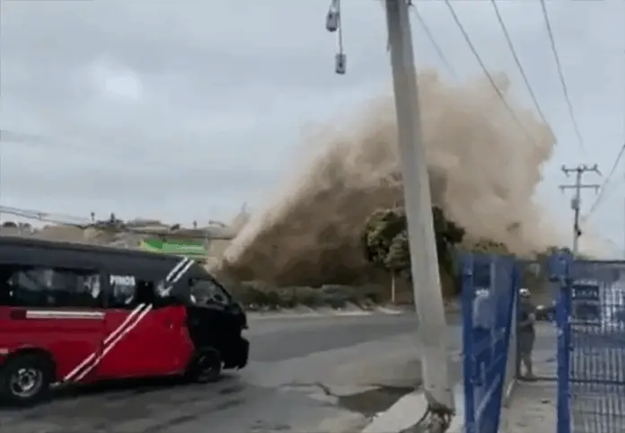#Video: Explosión de tubería deja a 632 colonias sin agua en Tijuana