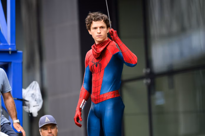 Tom Holland, estrella de Spiderman es hospitalizado por contusión cerebral
