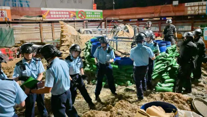 Encuentran bomba de guerra en Hong Kong; evacuan el lugar