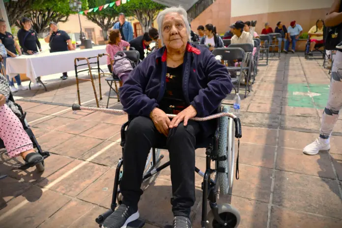 Mejoran calidad de vida de adultos mayores: Diana Caballero