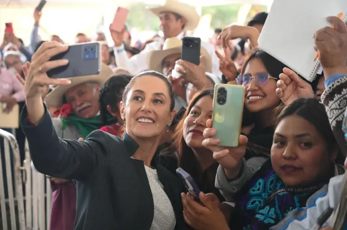 FIN DE SEMANA HISTÓRICO: 100 MIL PERSONAS RECIBIERON A LA PRESIDENTA CLAUDIA SHEINBAUM EN PUEBLA, TLAXCALA, HIDALGO, SAN LUIS POTOSÍ, QUERÉTARO, MICHOACÁN Y EL ESTADO DE MÉXICO