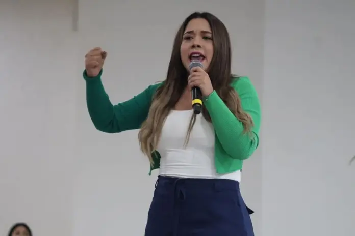 Xóchitl Ruiz reconoce el liderazgo de Raúl Morón y la suma de esfuerzos por el desarrollo de Michoacán