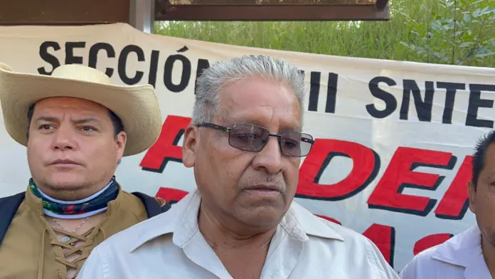 Al menos 4 mil escuelas en Michoacán permanecieron sin clases este día