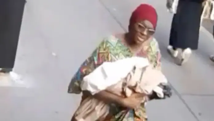 #Video: Madre abandona a su bebé recién nacido en metro de Nueva York