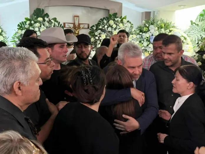 Ramirez Bedolla lamenta la pérdida de Carlos Manzo