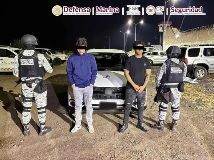 EN MICHOACÁN, EN DISTINTAS ACCIONES SE DETUVO A CINCO PERSONAS, SE ASEGURARON ARMAS DE FUEGO Y DROGA